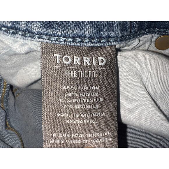 Torrid women’s super soft blue jeans jegging - Picture 12 of 16